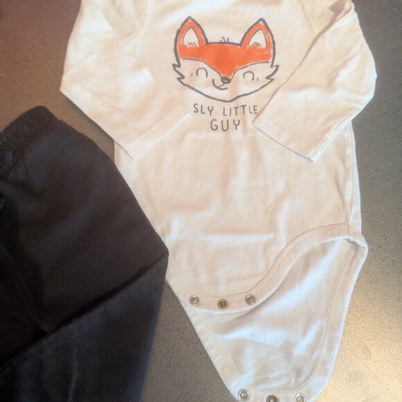 Sly Little Guy jumping beans Onesie Bundle - Picture 2 of 11